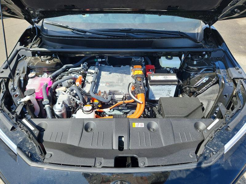 Photo 11 from auction – 2026 TOYOTA C-HR with VIN JTMAAAADXTJ015144