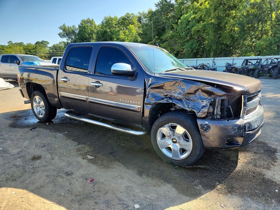 Photo 4 from auction – 2011 CHEVROLET SILVERADO with VIN 3GCPCSE03BG256416