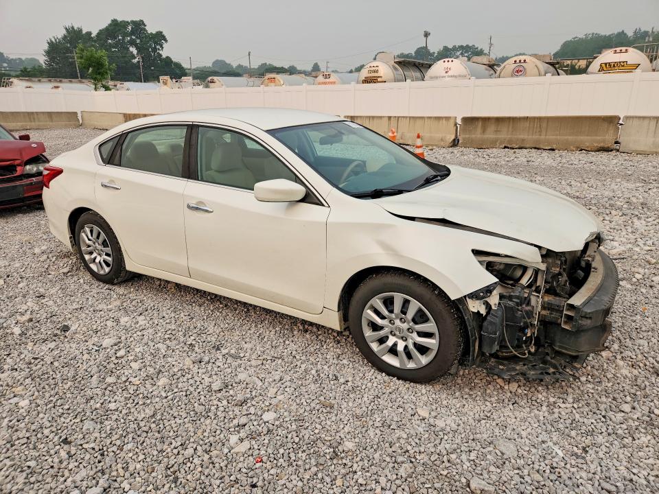 Photo 4 from auction – 2016 NISSAN ALTIMA with VIN 1N4AL3AP5GC162746