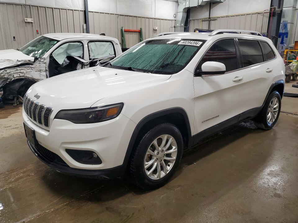 JEEP CHEROKEE 2019 with VIN 1C4PJMCBXKD413104 - Photo from auction