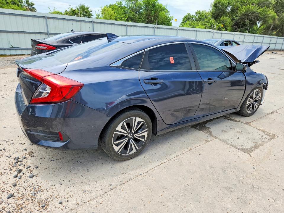 Photo 3 from auction – 2018 HONDA CIVIC with VIN JHMFC1F34JX034281