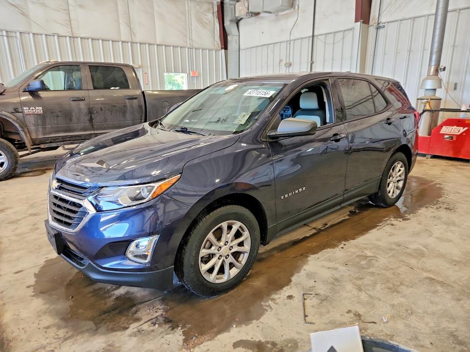 CHEVROLET EQUINOX 2019 with VIN 3GNAXHEV3KS514060 - Photo from auction
