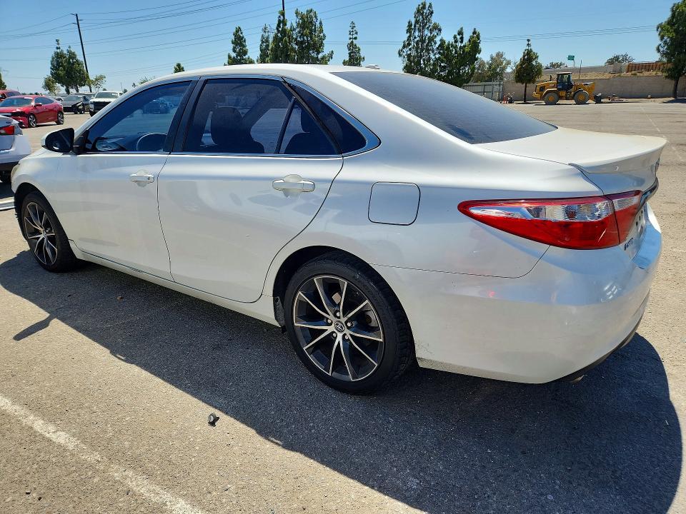 Photo 2 from auction – 2016 TOYOTA CAMRY with VIN 4T1BK1FK7GU576247