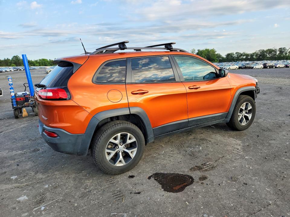 Photo 3 from auction – 2016 JEEP CHEROKEE with VIN 1C4PJMBS2GW268802