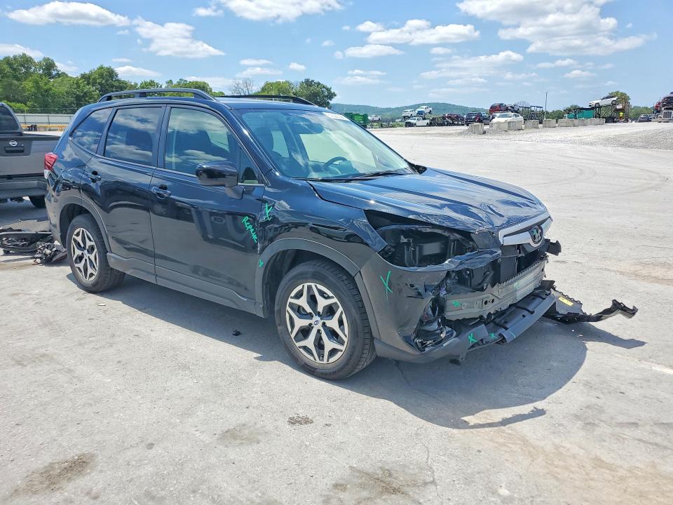 Photo 4 from auction – 2021 SUBARU FORESTER with VIN JF2SKAJC6MH408237