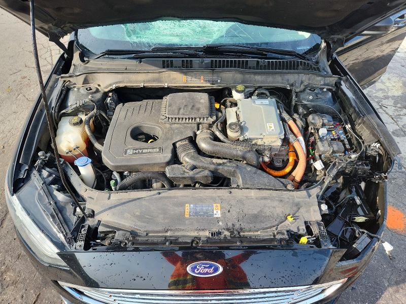 Photo 11 from auction – 2018 FORD FUSION with VIN 3FA6P0LU3JR197600
