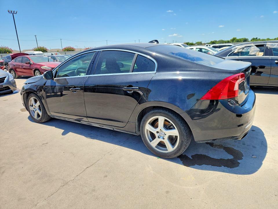 صورة رقم 2 من المزاد - 2016 VOLVO S60 مع VIN LYV402FKXGB089448