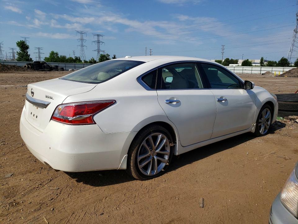 Photo 3 from auction – 2013 NISSAN ALTIMA with VIN 1N4BL3AP0DC236705