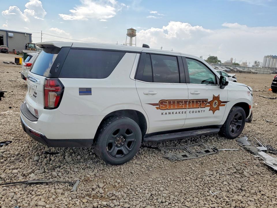 Photo 3 from auction – 2021 CHEVROLET TAHOE with VIN 1GNSKLED4MR409319