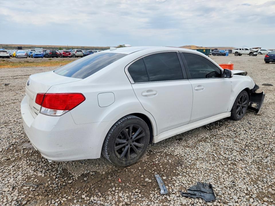 Foto 3 de la subasta – 2013 SUBARU LEGACY con VIN 4S3BMEK68D2009132