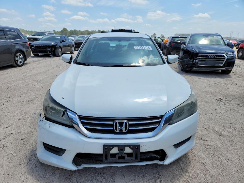 Photo 5 from auction – 2015 HONDA ACCORD with VIN 1HGCR2F3XFA044690