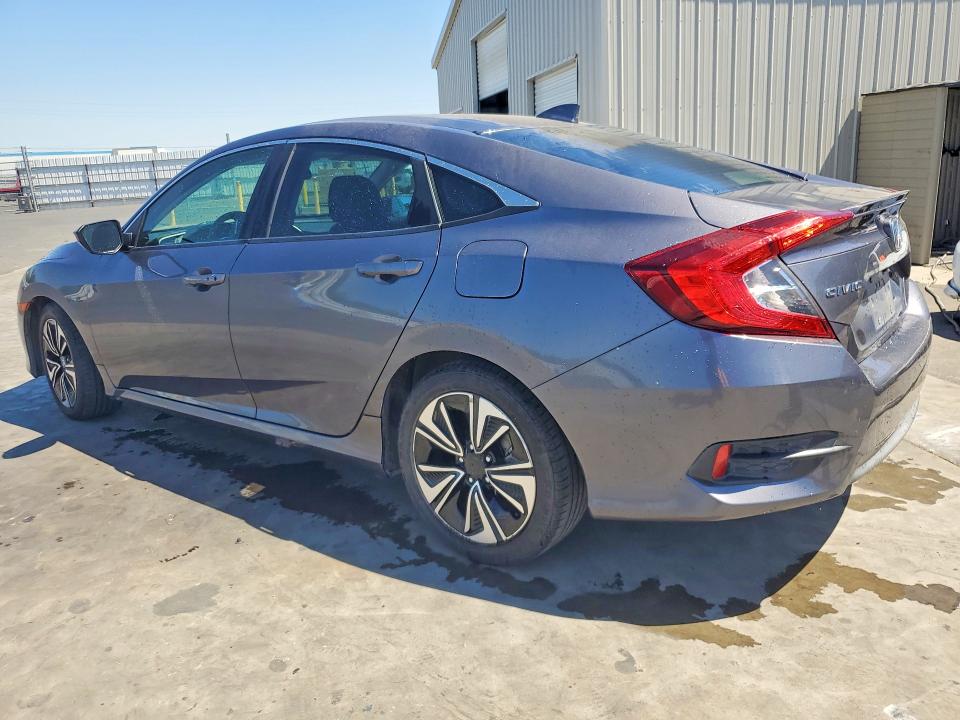 Photo 2 from auction – 2017 HONDA CIVIC with VIN 19XFC1F36HE211599