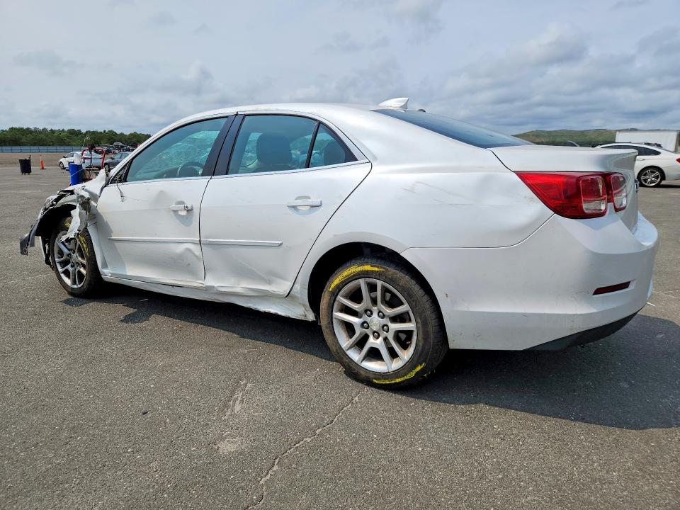 Photo 2 from auction – 2015 CHEVROLET MALIBU with VIN 1G11C5SL6FU152648