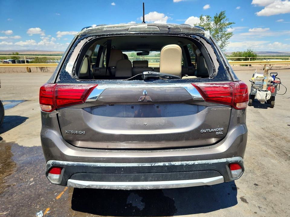 Photo 6 from auction – 2016 MITSUBISHI OUTLANDER with VIN JA4AD3A32GZ052622
