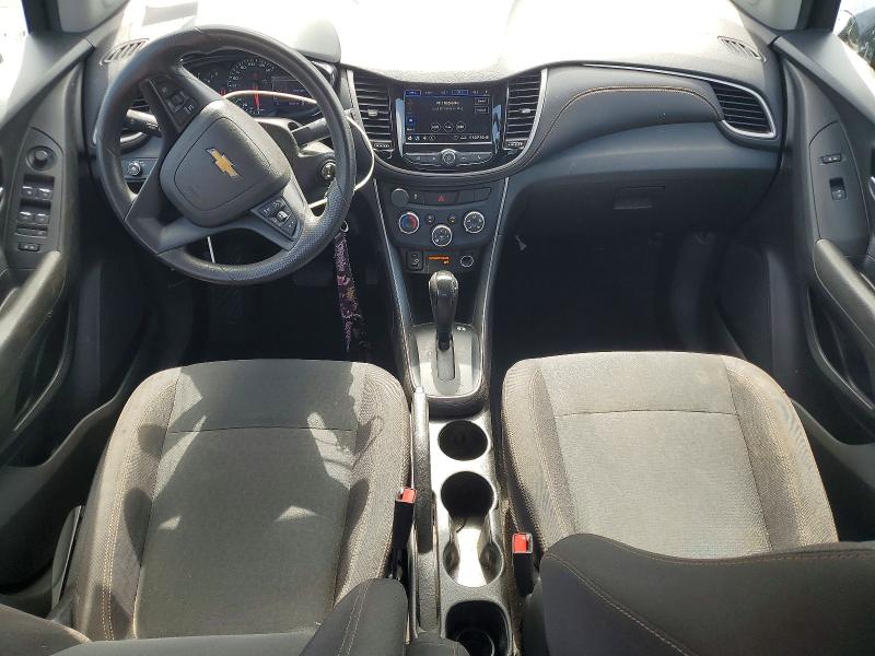 Photo 8 from auction – 2019 CHEVROLET TRAX with VIN 3GNCJKSB9KL354861