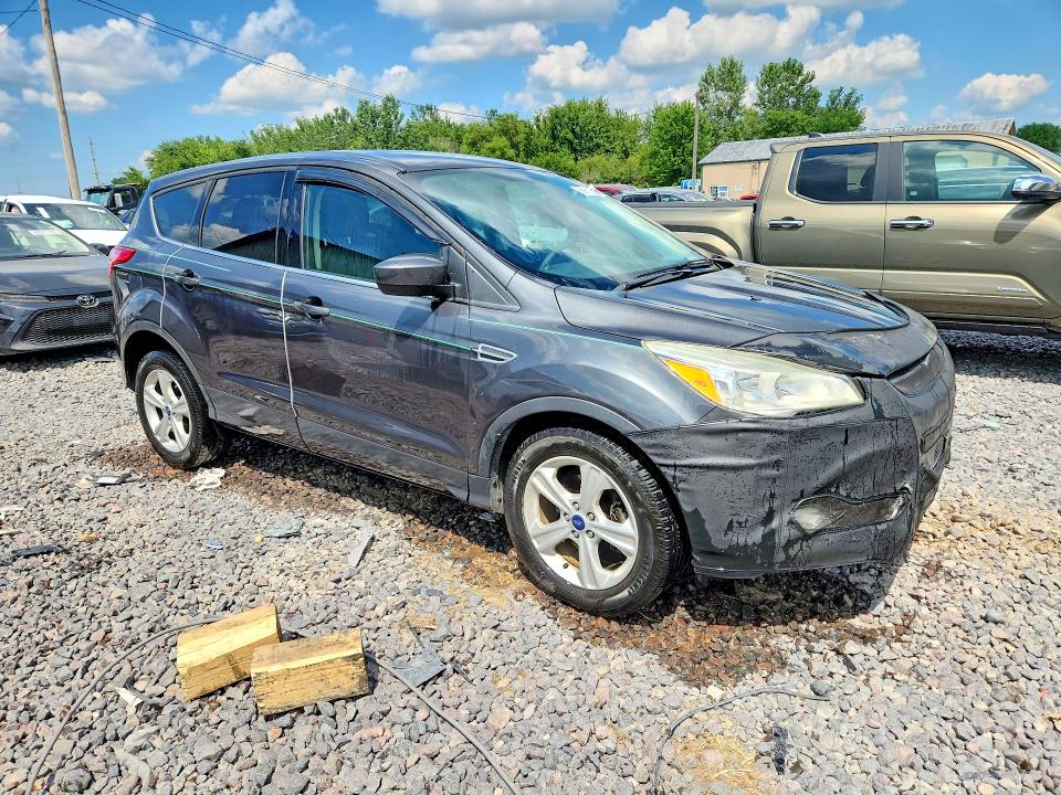 Photo 4 from auction – 2016 FORD ESCAPE with VIN 1FMCU0GX0GUB21002