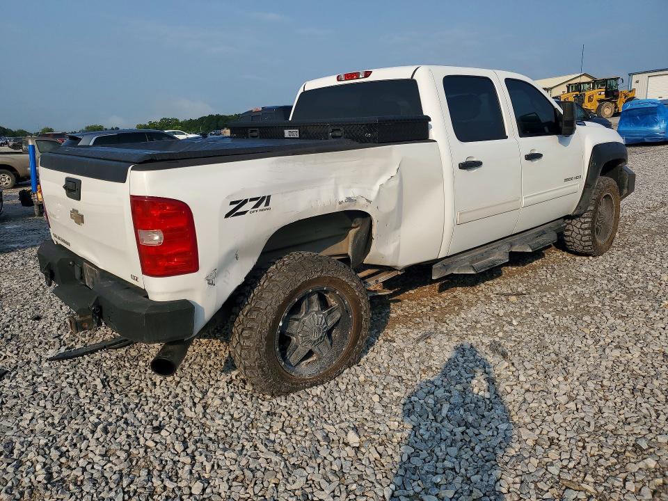 Photo 3 from auction – 2009 CHEVROLET SILVERADO with VIN 1GCHK63649F102234