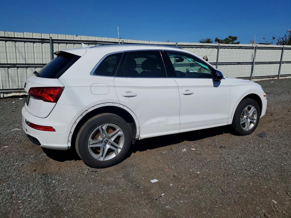 Photo 3 from auction – 2018 AUDI SQ5 with VIN WA1A4AFYXJ2185105
