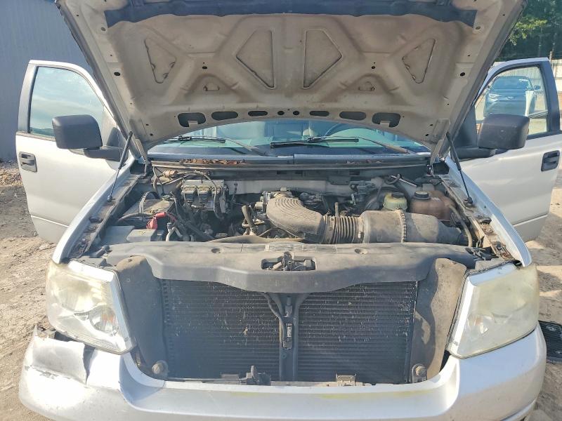 Photo 11 from auction – 2005 FORD F150 with VIN 1FTRX02W45KE28086