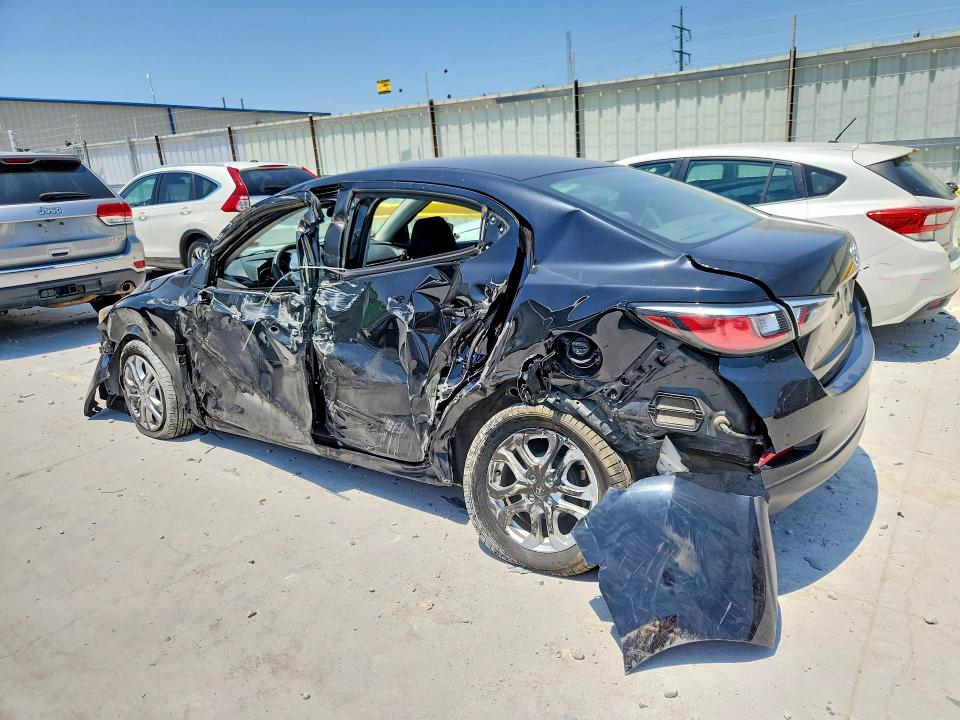 Photo 2 from auction – 2016 SCION IA with VIN 3MYDLBZV6GY106330