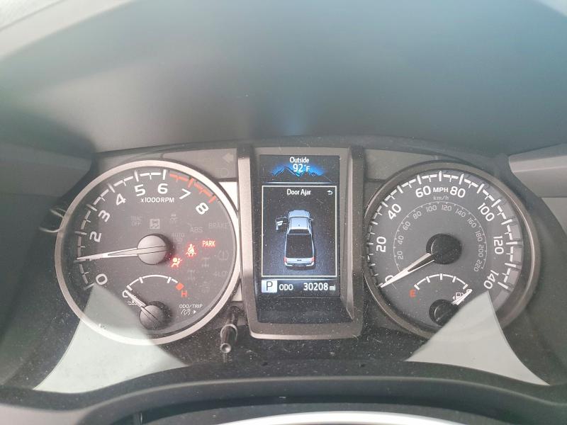 Photo 9 from auction – 2022 TOYOTA TACOMA with VIN 3TYRZ5CN5NT020657