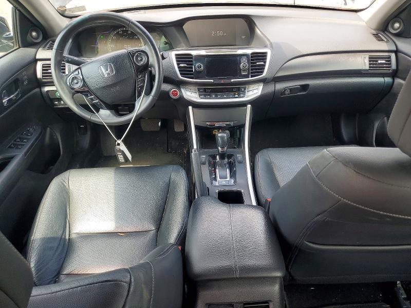 Photo 8 from auction – 2015 HONDA ACCORD with VIN 1HGCR6F58FA014130