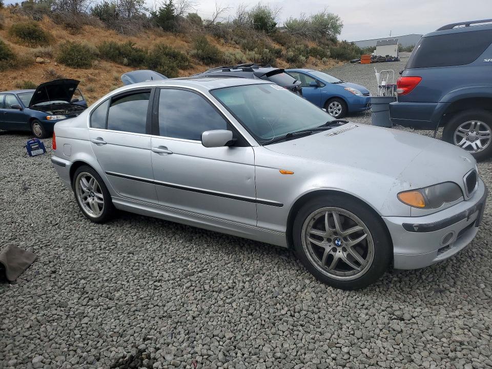 Photo 4 from auction – 2004 BMW 330 with VIN WBAEW53404PN36456