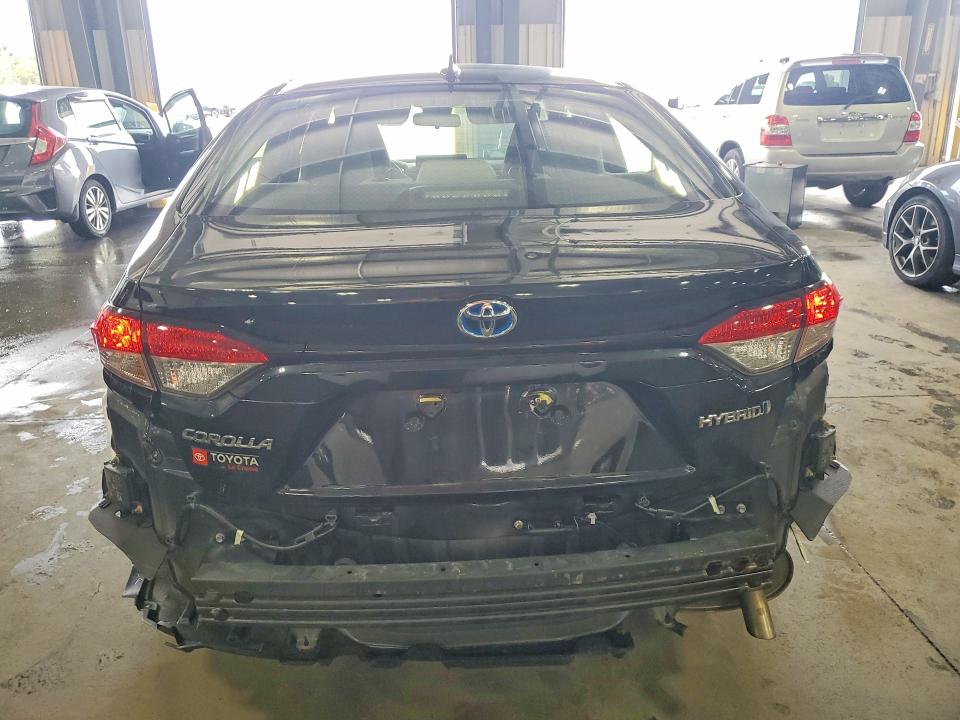 Photo 6 from auction – 2022 TOYOTA COROLLA with VIN JTDEAMDE1NJ053226