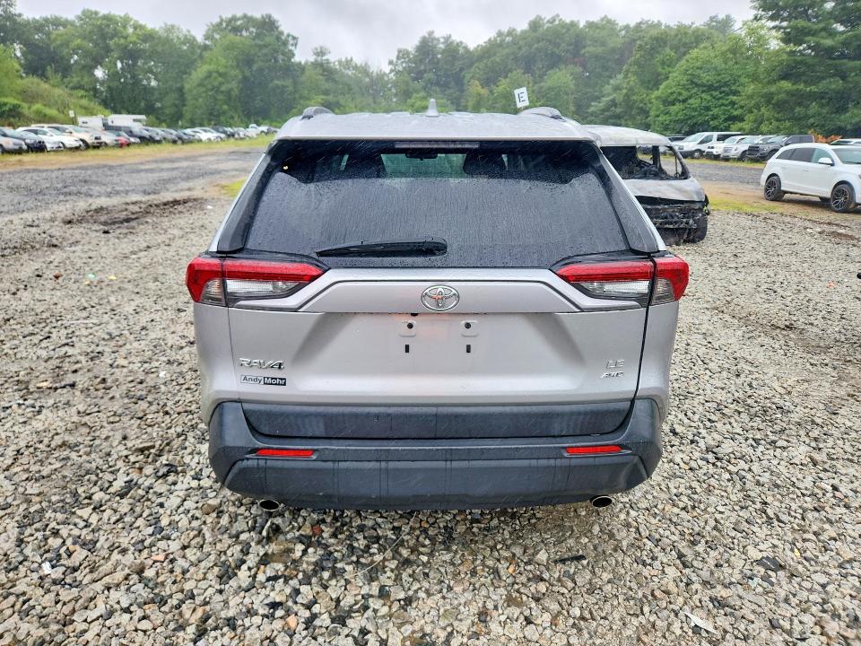 Photo 6 from auction – 2019 TOYOTA RAV4 with VIN JTMG1RFVXKJ012706