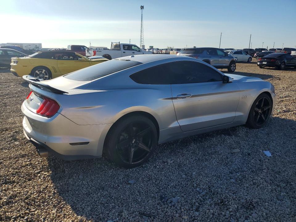 Photo 3 from auction – 2018 FORD MUSTANG with VIN 1FA6P8CF5J5143377