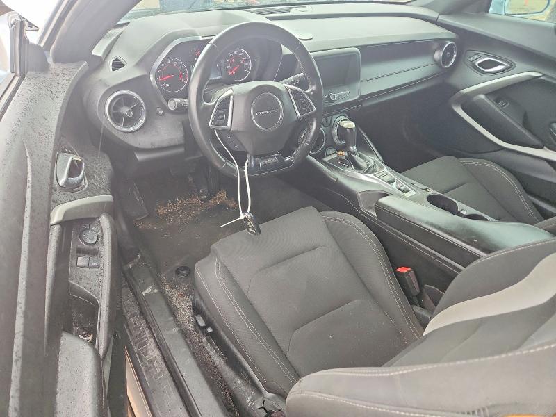 Photo 8 from auction – 2017 CHEVROLET CAMARO with VIN 1G1FB1RS0H0143677