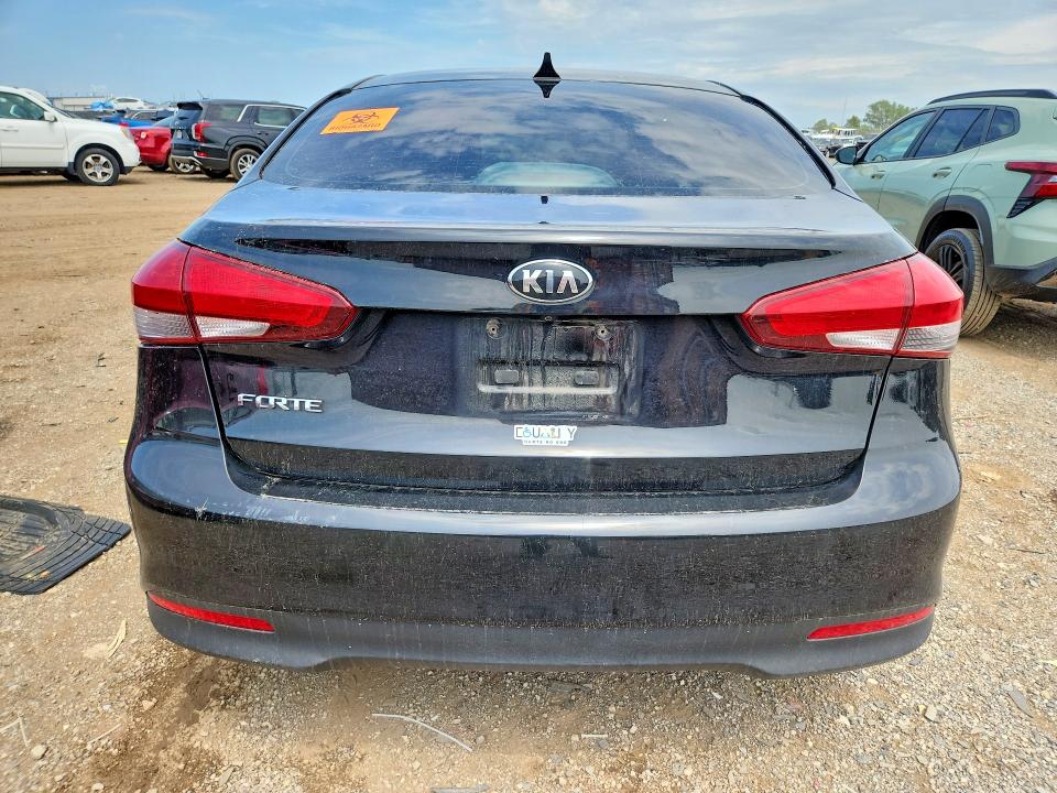 Photo 6 from auction – 2018 KIA FORTE with VIN 3KPFK4A77JE261562