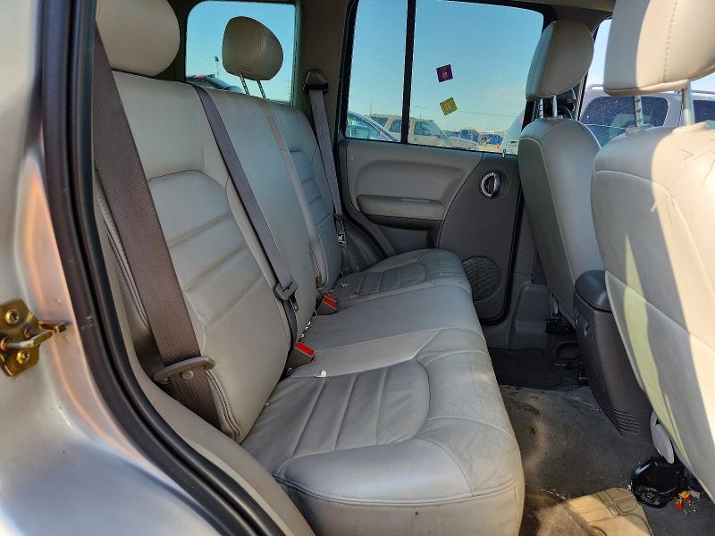 Photo 11 from auction – 2004 JEEP LIBERTY with VIN 1J4GL58K64W158168
