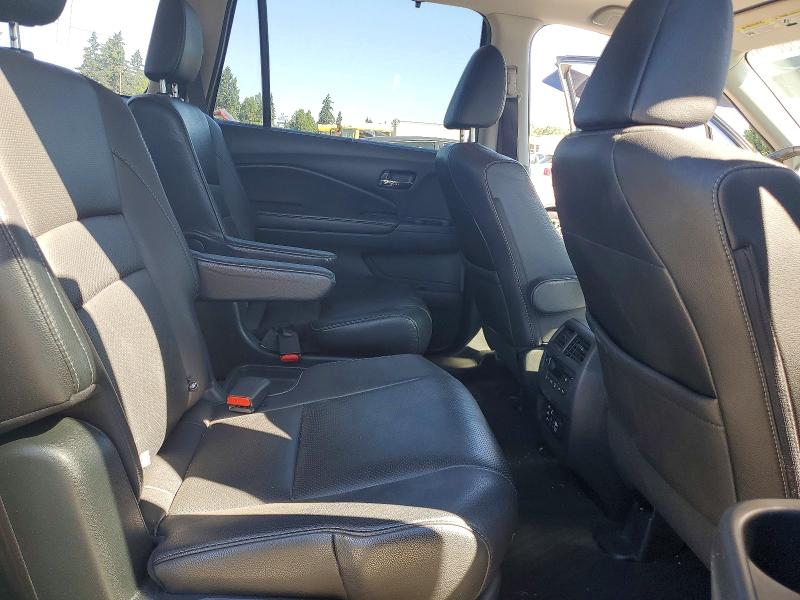 Photo 11 from auction – 2016 HONDA PILOT with VIN 5FNYF6H09GB123817