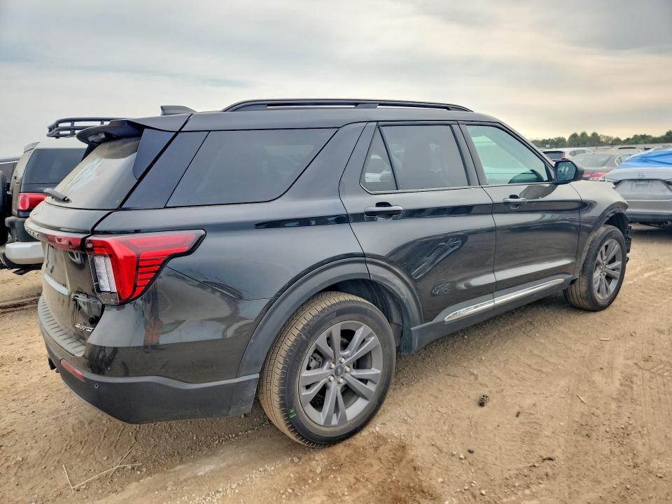 Photo 3 from auction – 2025 FORD EXPLORER with VIN 1FMUK8DH5SGC27295