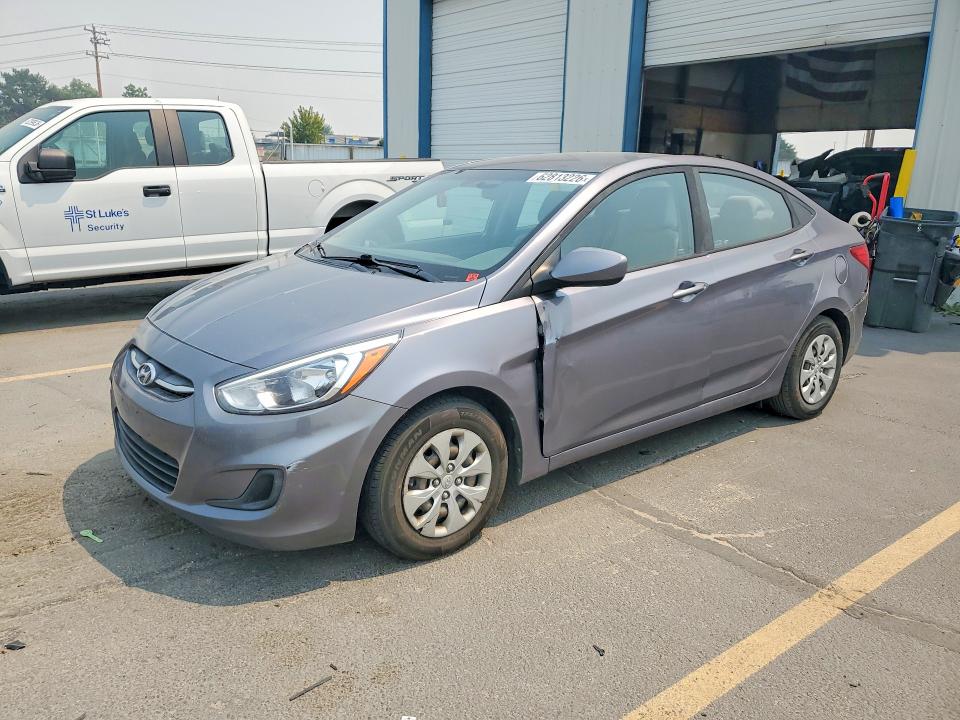 HYUNDAI ACCENT 2016 مع رقم تعريف المركبة KMHCT4AE2GU105272 - صورة من المزاد