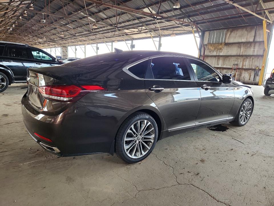 Photo 3 from auction – 2015 HYUNDAI GENESIS with VIN KMHGN4JE3FU083583