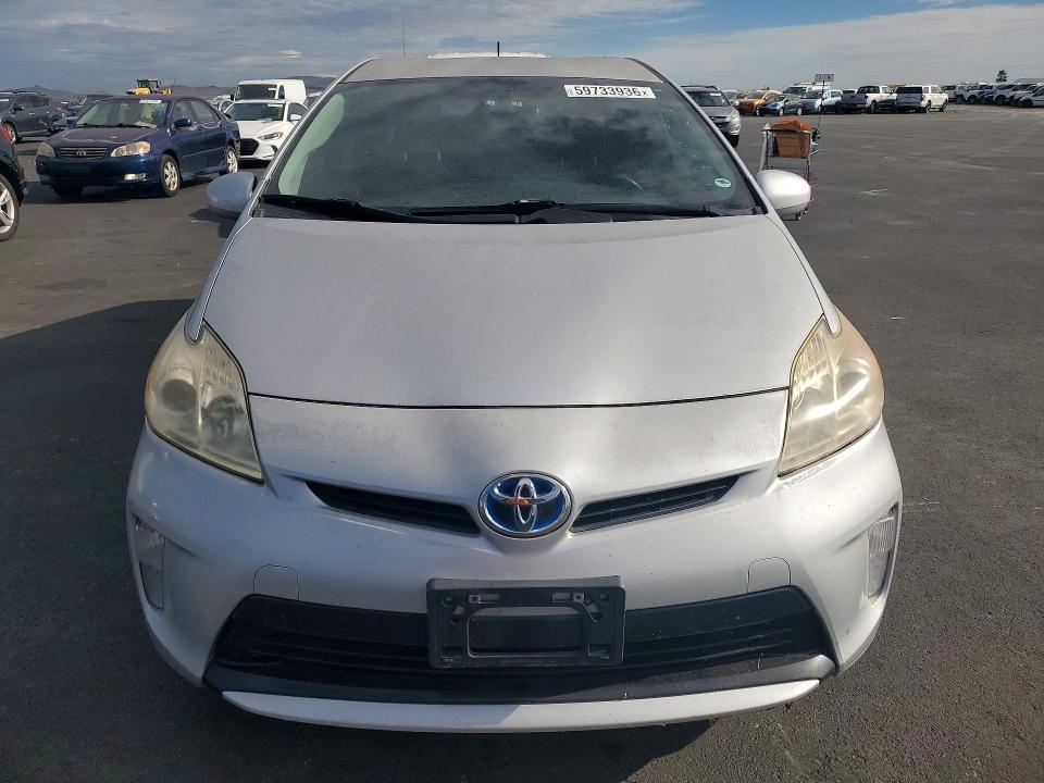 Photo 5 from auction – 2013 TOYOTA PRIUS with VIN JTDKN3DU4D5586834