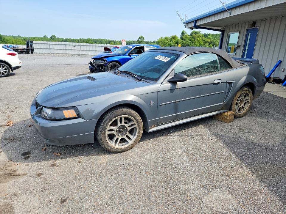 FORD MUSTANG 2000 z numerem VIN 1FAFP4444YF281096 - Zdjęcie z aukcji
