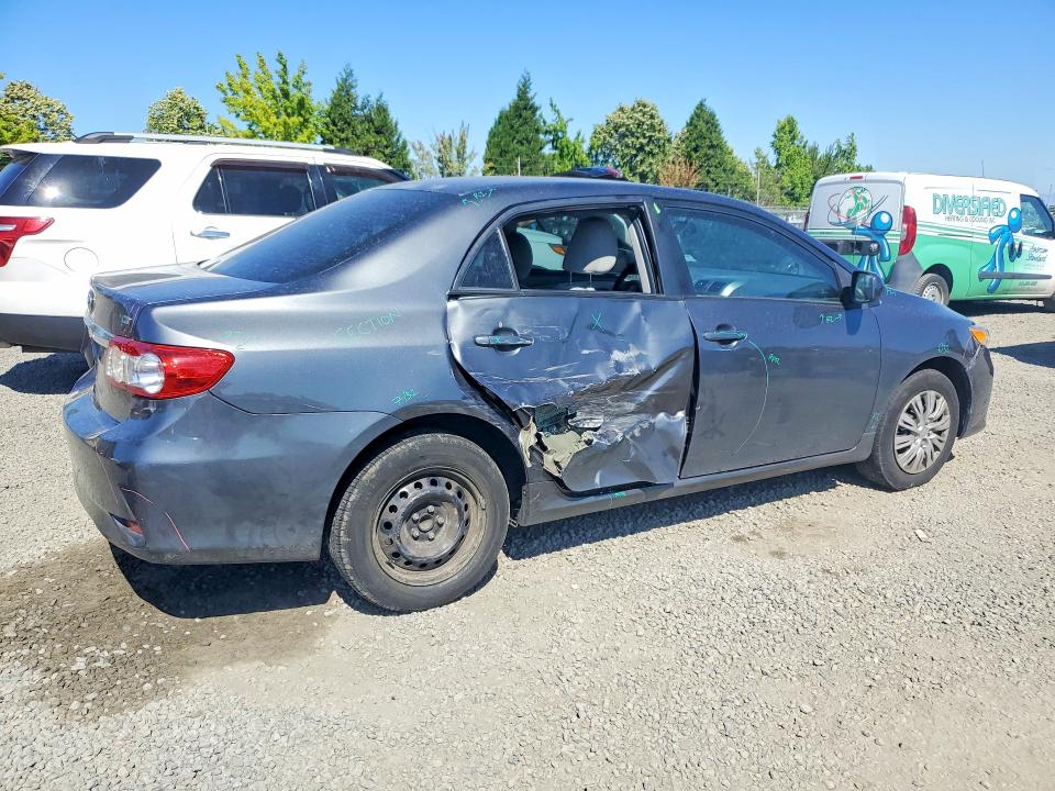 Photo 3 from auction – 2011 TOYOTA COROLLA with VIN 2T1BU4EE8BC706425