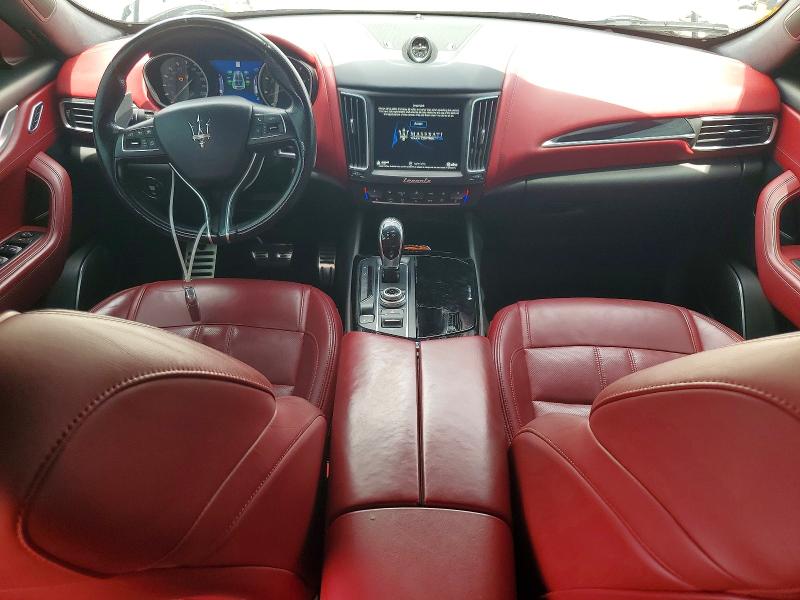 Photo 8 from auction – 2018 MASERATI LEVANTE with VIN ZN661YUS0JX284352