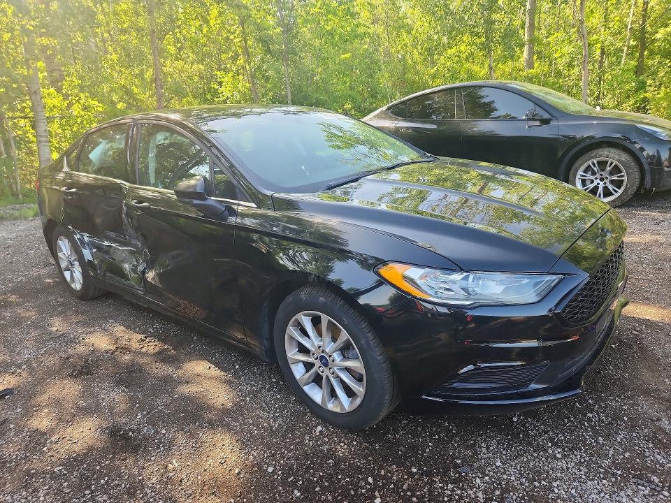 Photo 4 from auction – 2017 FORD FUSION with VIN 3FA6P0H71HR106241