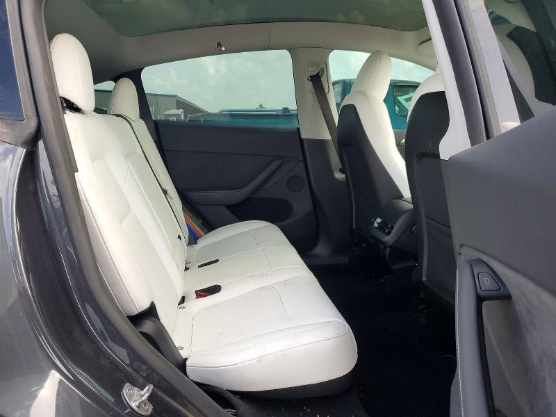 Photo 11 from auction – 2024 TESLA MODEL Y with VIN 7SAYGDEE0RA277322
