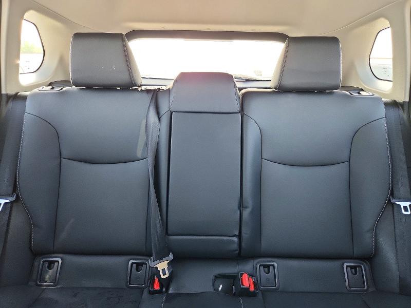 Photo 10 from auction – 2026 TOYOTA COROLLA CROSS with VIN 7MUDAAAG6TV189714