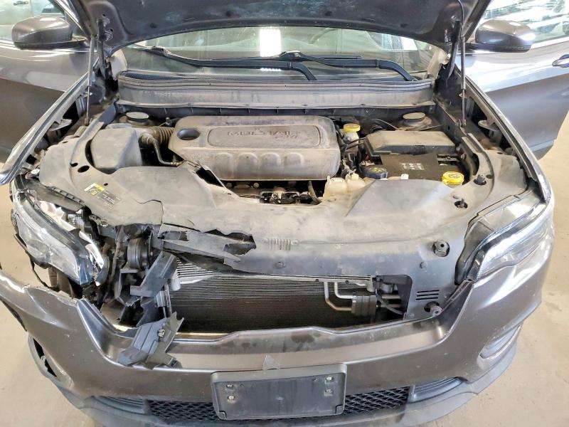 Photo 12 from auction – 2019 JEEP CHEROKEE with VIN 1C4PJLLB7KD316193