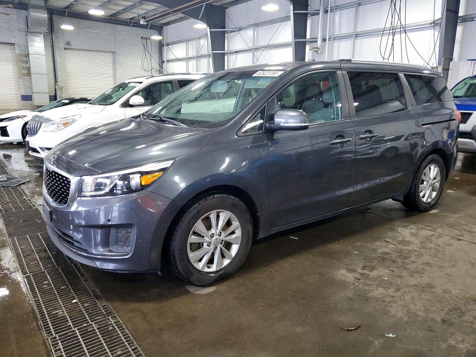 KIA SEDONA 2017 with VIN KNDMB5C16H6247349 - Photo from auction