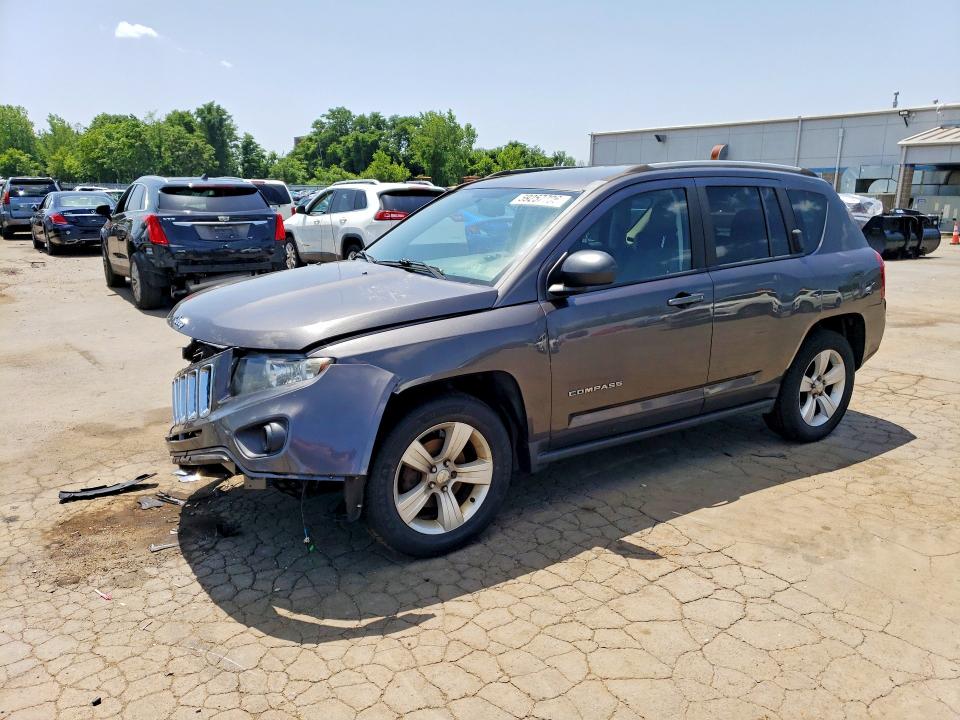 JEEP COMPASS 2016 with VIN 1C4NJDBB4GD630972 - Photo from auction