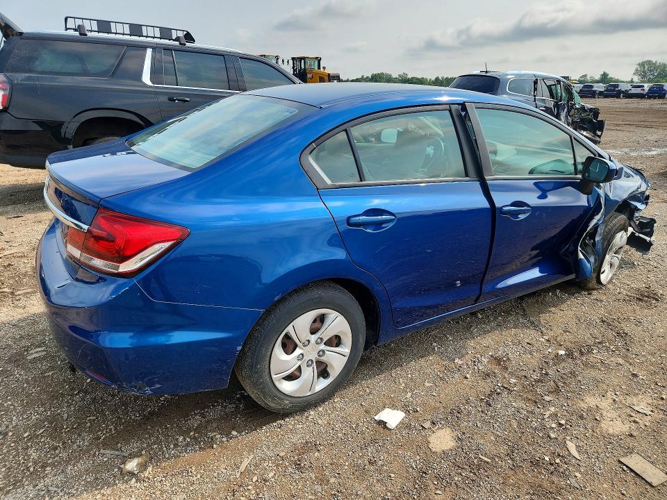 Photo 3 from auction – 2014 HONDA CIVIC with VIN 19XFB2F54EE031270