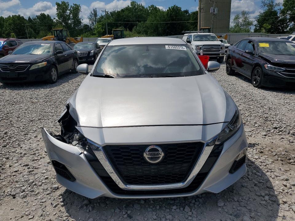 Photo 5 from auction – 2020 NISSAN ALTIMA with VIN 1N4BL4BV9LC254556