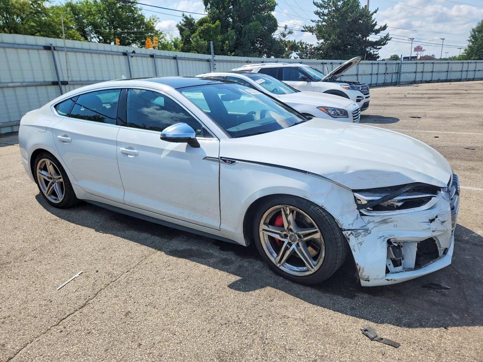Photo 4 from auction – 2018 AUDI S5 with VIN WAUC4CF5XJA132505